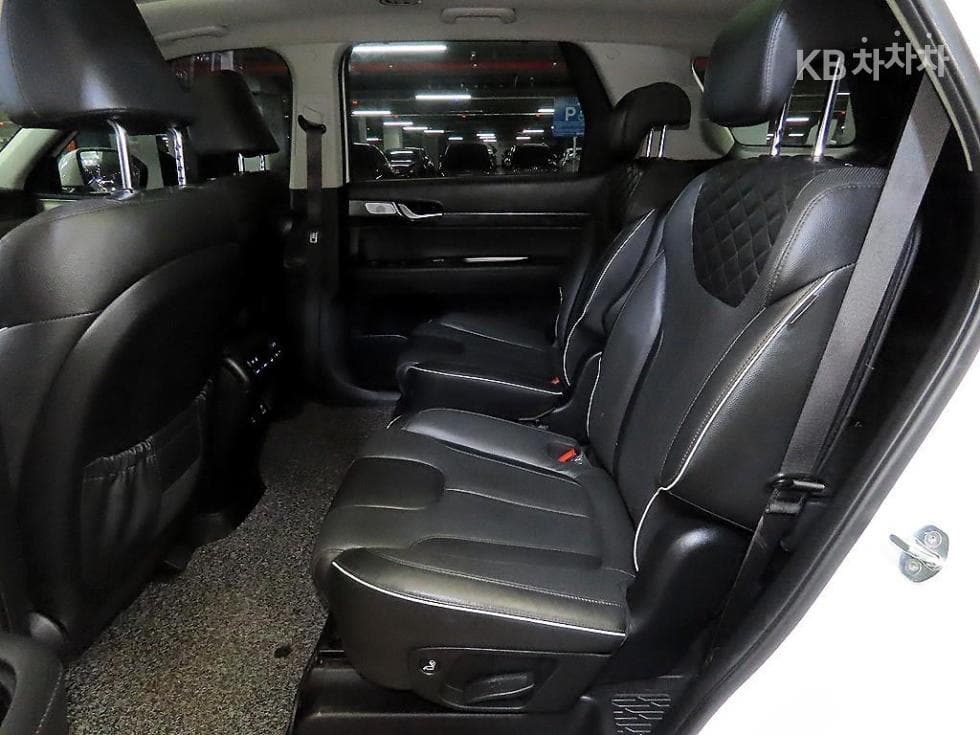 Хюндай Palisade2.2 Дизел 7-местен (Лимузин) AWD Престиж - 7