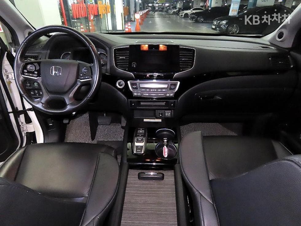혼다 파일럿(3rd Gen)3.5 V6 4WD Standard - 10