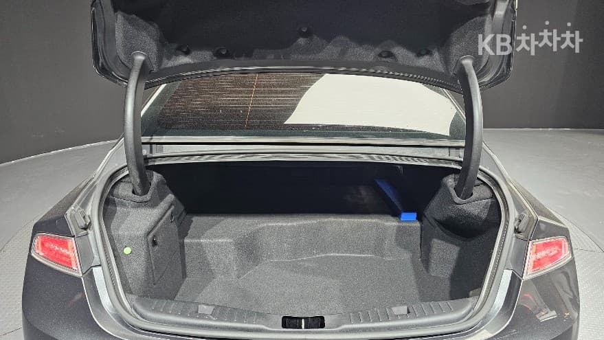 링컨 All New MKZ2.0 Hybrid 500A - 20