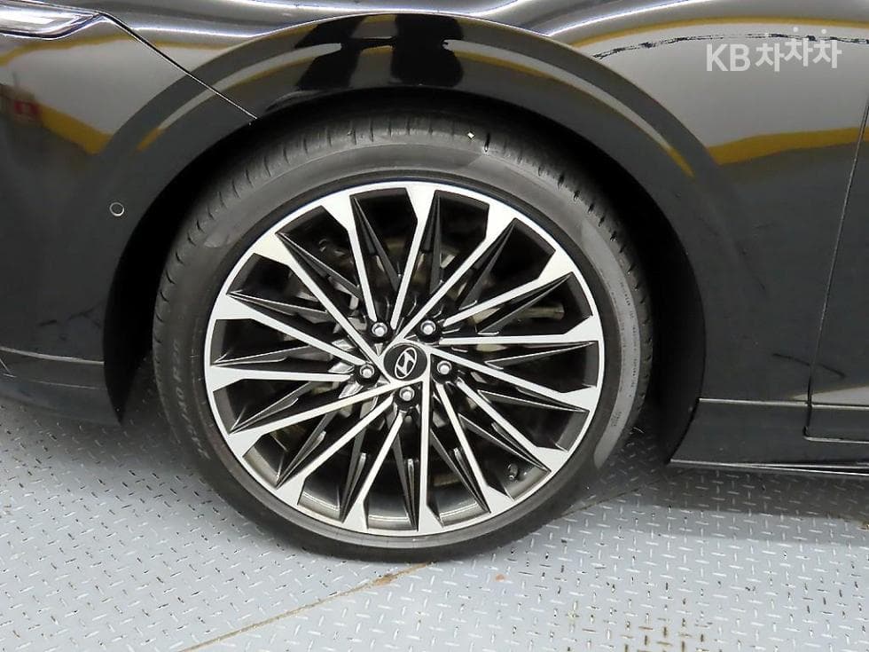 Hyundai The All New Grandeur (Azera) Hybrid1.6 Turbo Gasoline Calligraphy - 20
