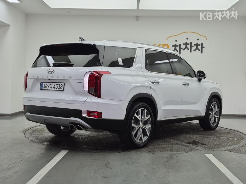 Hyundai Palisade2.2 Diesel 7-seater (Limousine) AWD Prestige - 4