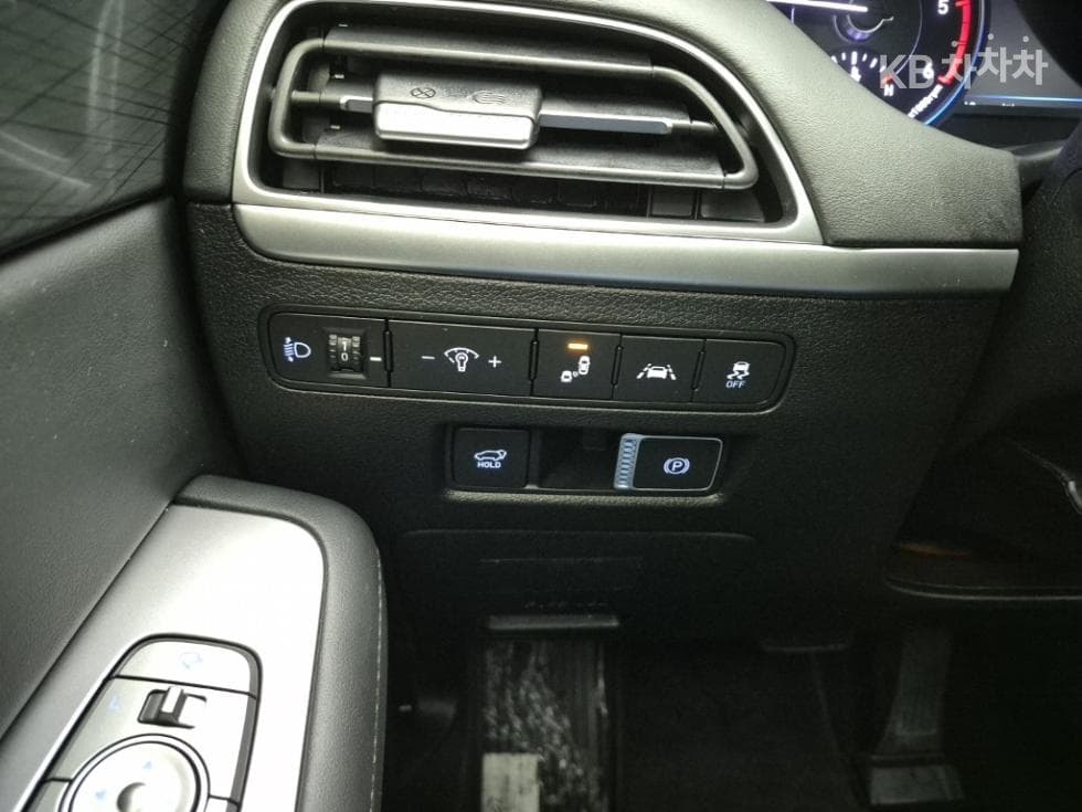 Hyundai Palisade2.2 Diesel 7-seater (Limousine) AWD Prestige - 18