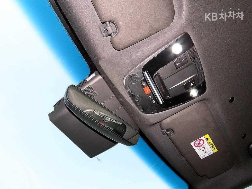 Kia The New (facelift) K83.5 Gasoline 시그니쳐 - 16
