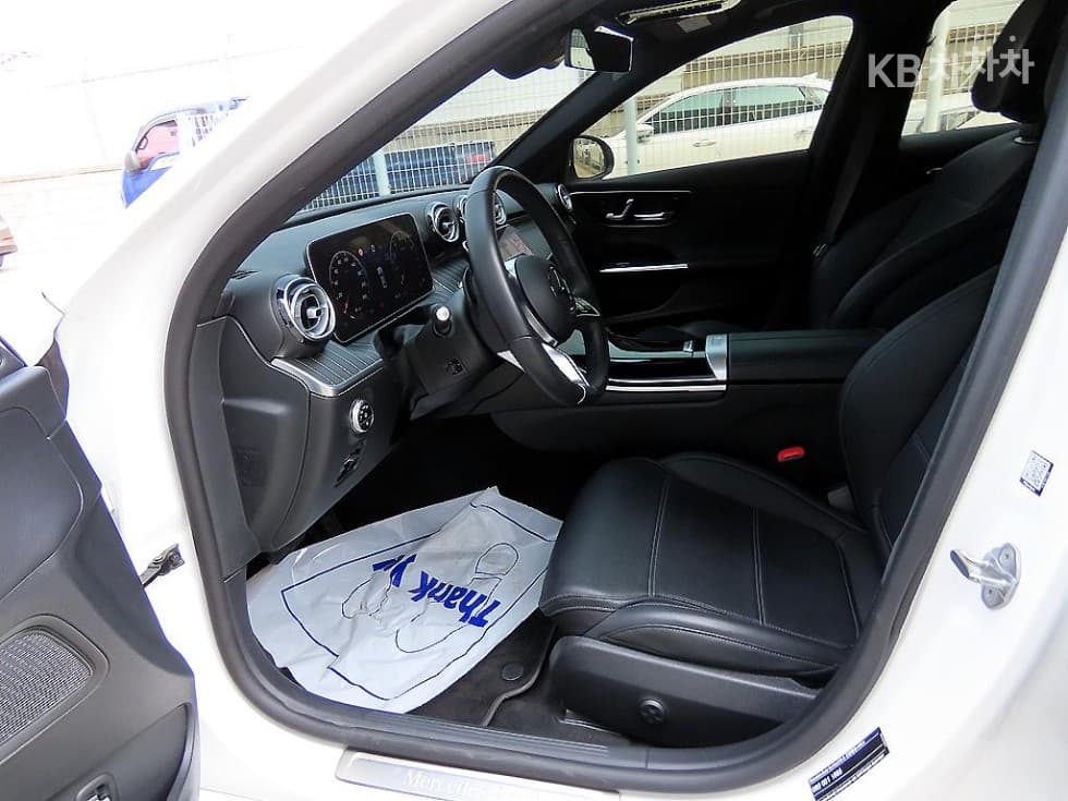 Mercedes-Benz C-Class 6세대(W206)C300 4Matic Avantgarde - 5