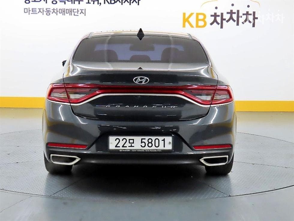 Hyundai Grandeur (Azera)IG2.4 Premium Special (special feature/edition) - 3
