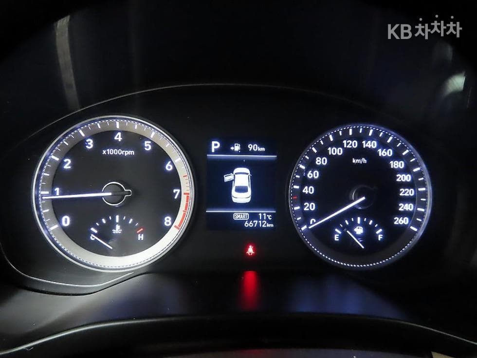 Hyundai Grandeur (Azera)IG2.4 Premium Special (special feature/edition) - 8