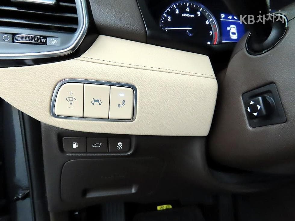 Hyundai Grandeur (Azera)IG2.4 Premium Special (special feature/edition) - 13