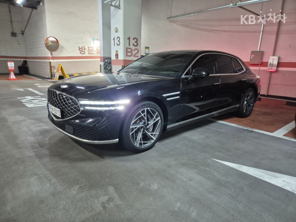 Genesis G90(RS4) 3.5T Standard - Image 1
