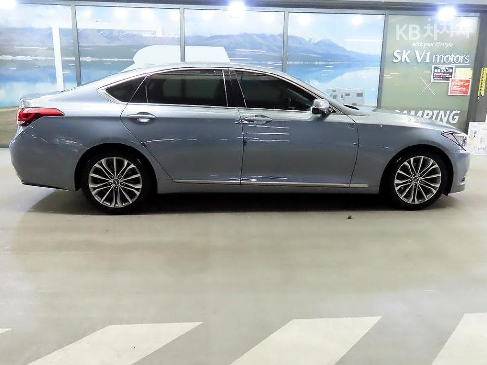 Hyundai GenesisDHG330 Modern - 3