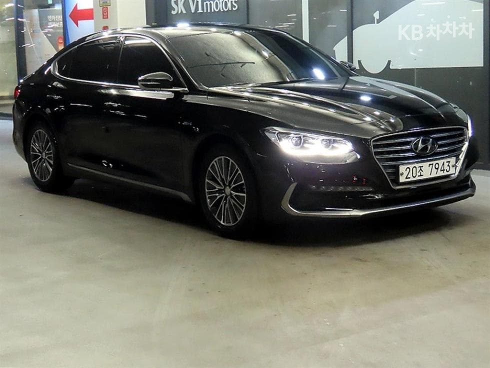 Hyundai Grandeur (Azera)IG Hybrid Exclusive Special (special feature/edition) - Image 1