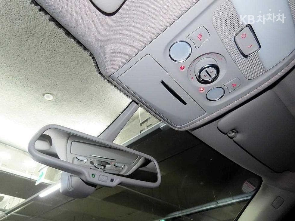 Audi Q52.0 Turbo Diesel Injection 콰트로 8R - 15