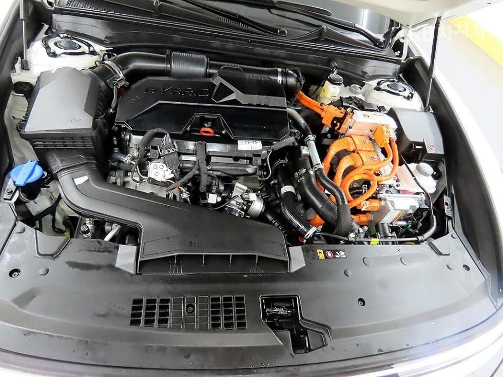 Hyundai The All New Grandeur (Azera) Hybrid1.6 Turbo Gasoline Calligraphy - 19