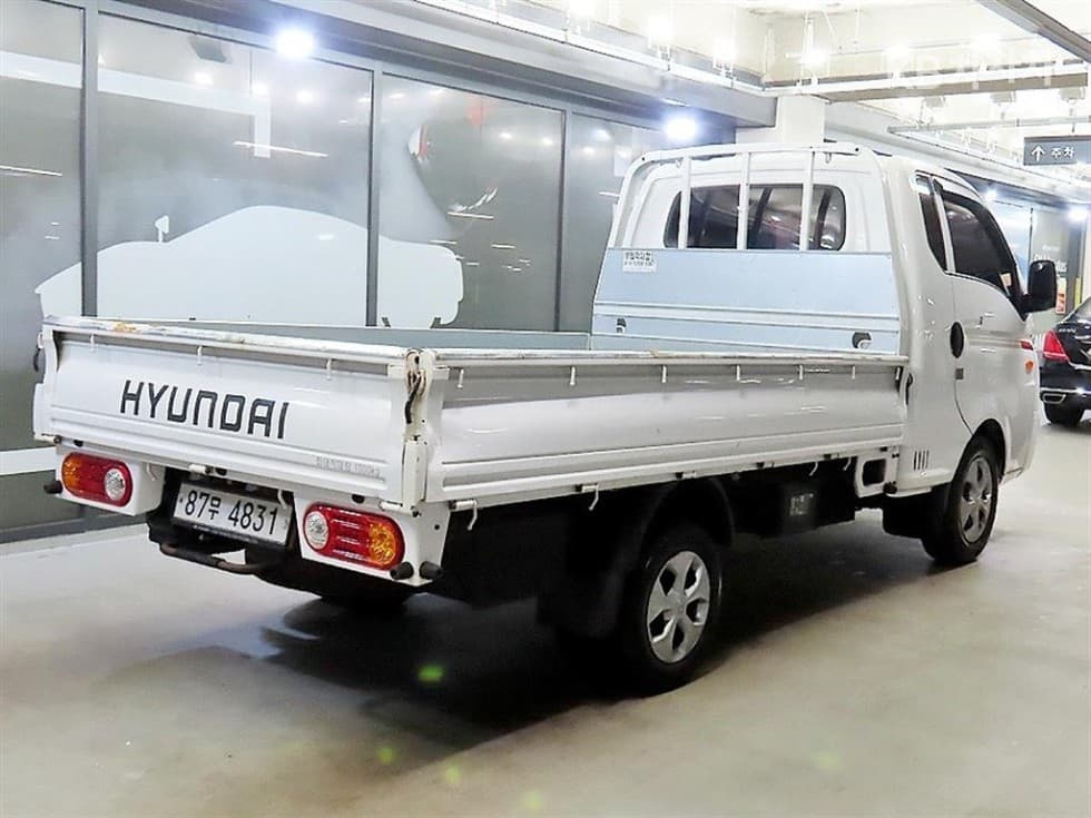 Hyundai Porter 2Extra Long Super Cab CRDi Smart - 4