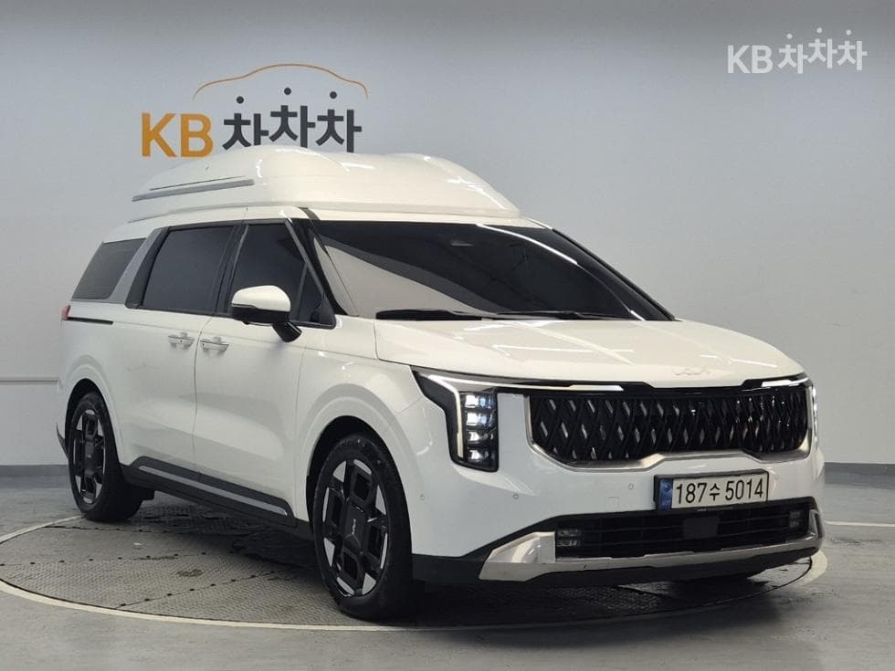 Kia The New (facelift) Carnival 4th generationG3.5 GDI 9-seater Signature - 4