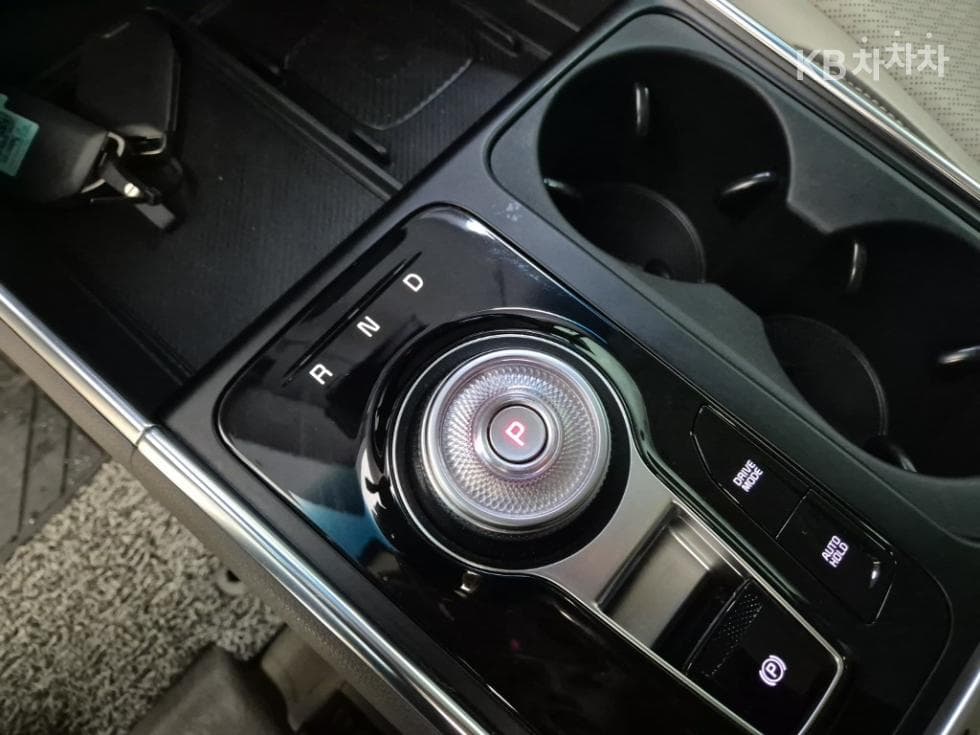 Kia The New (facelift) Carnival 4th generationG3.5 GDI 9-seater Signature - 8