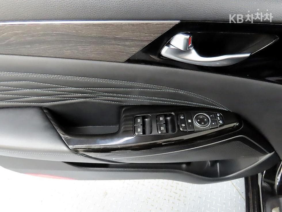 Kia K7 Premiere3.0 GDi Noblesse - 11