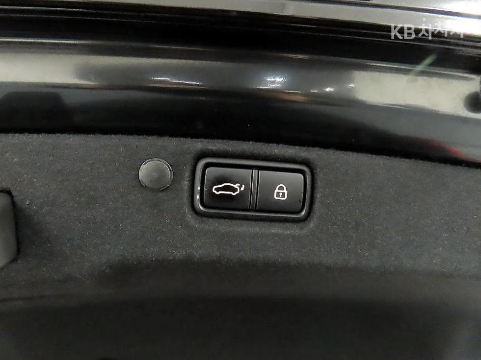 Kia K7 Premiere3.0 GDi Noblesse - 18