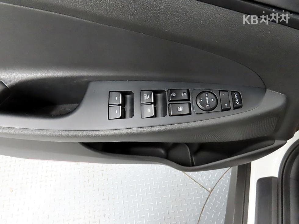 Hyundai All New TucsonDiesel(e-VGT R)2.0 2WD Modern - 11