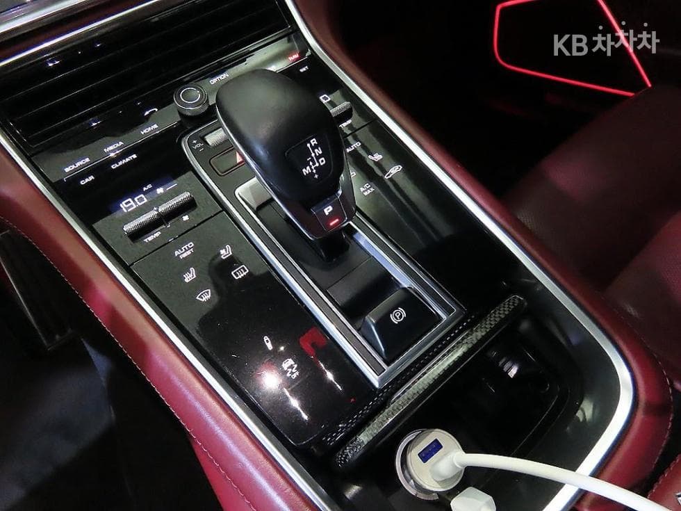 Porsche 파나메라 (971)2.9 4S Standard - 12