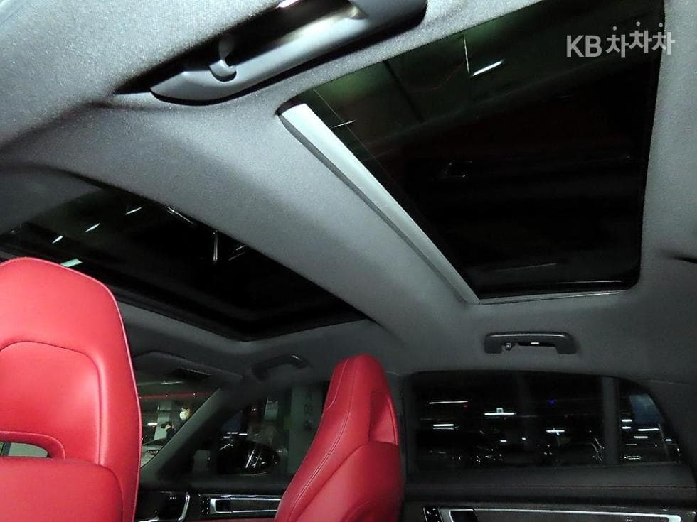 Porsche 파나메라 (971)2.9 4S Standard - 14