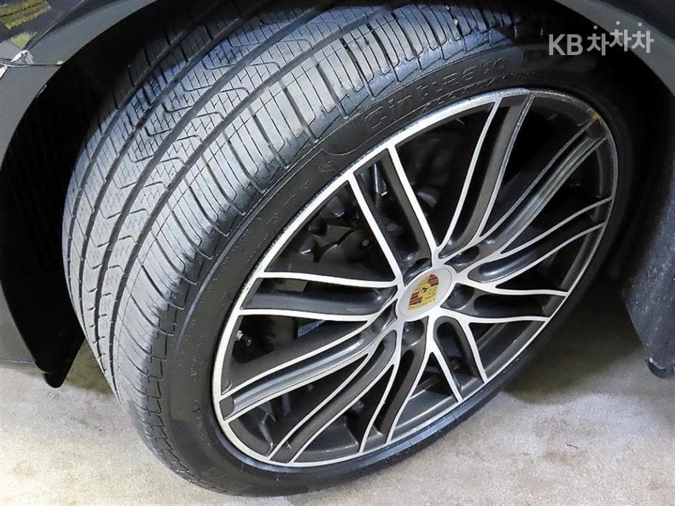 Porsche 파나메라 (971)2.9 4S Standard - 19