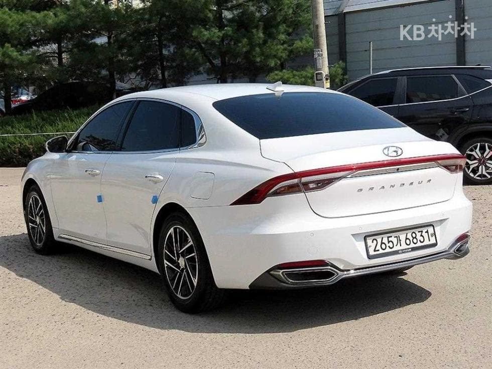 Hyundai The New (facelift) Grandeur (Azera)LPi 3.0 택시 High-end Type - 3