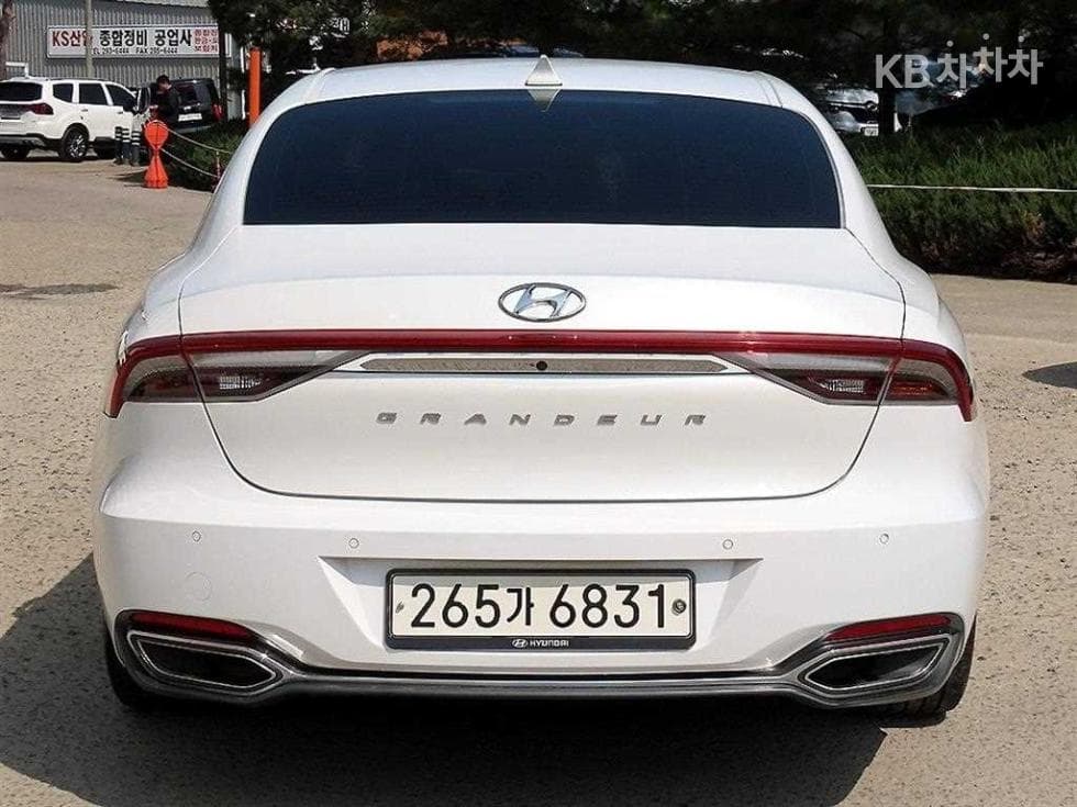 Hyundai The New (facelift) Grandeur (Azera)LPi 3.0 택시 High-end Type - 4