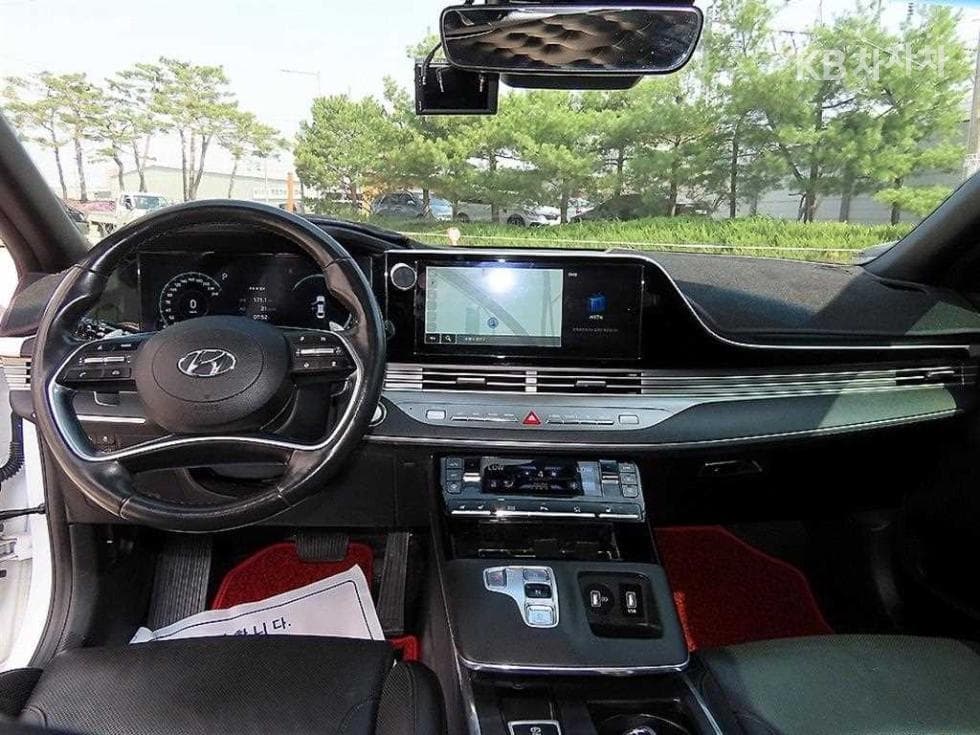 Hyundai The New (facelift) Grandeur (Azera)LPi 3.0 택시 High-end Type - 7