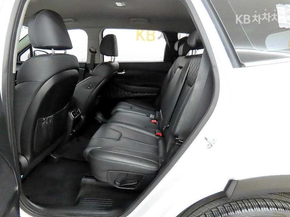 Hyundai The New (facelift) Santa Fe TMGasoline 2.5T 4WD Premium - 6