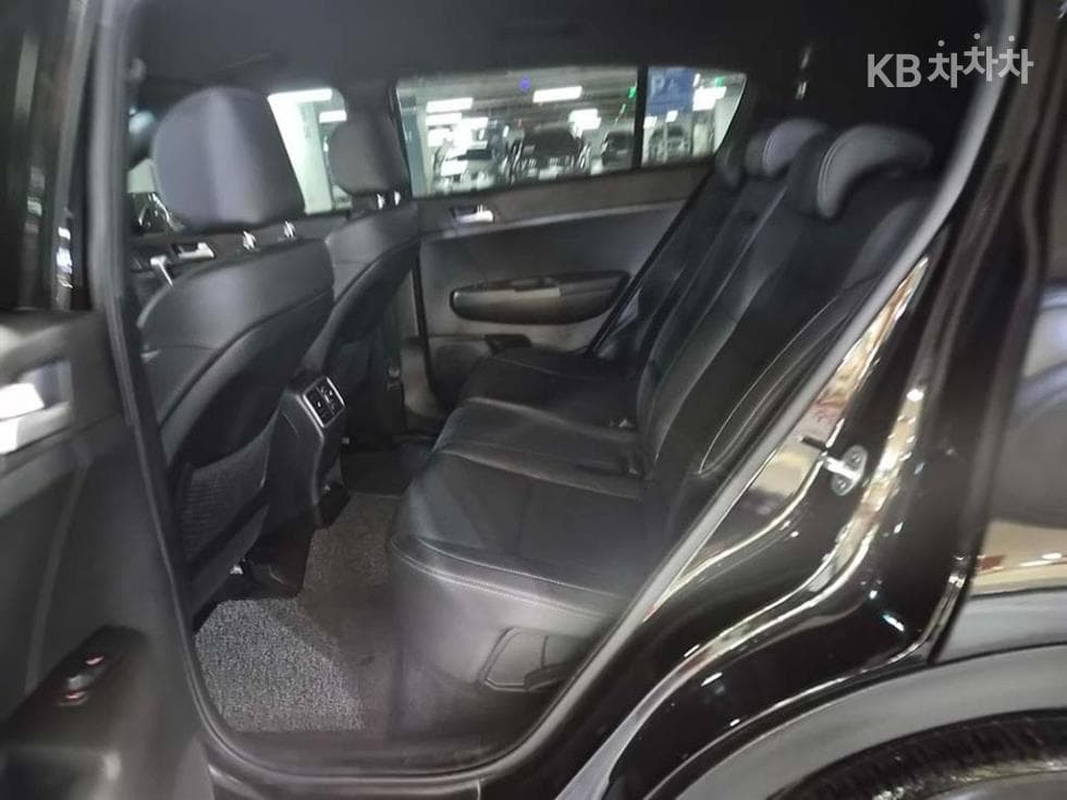 Kia Sportage 더 볼드2.0 Gasoline 2WD Prestige - 7