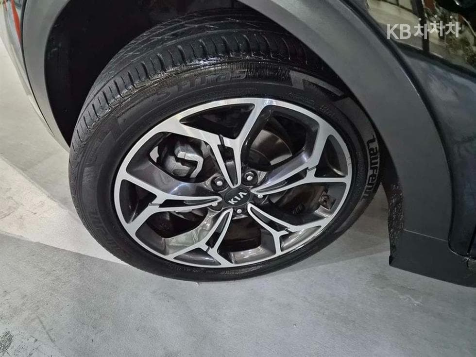Kia Sportage 더 볼드2.0 Gasoline 2WD Prestige - 20