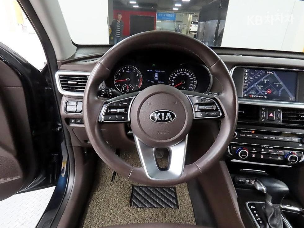 Kia The New (facelift) K5 Second generation2.0 Gasoline Noblesse - 9