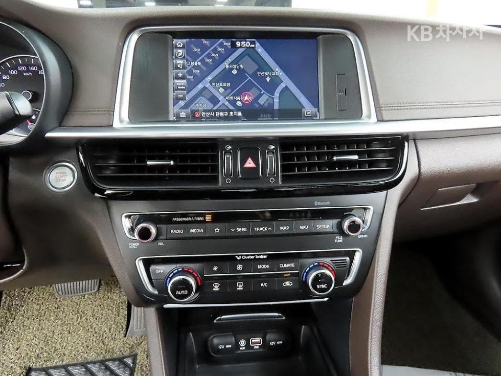 Kia The New (facelift) K5 Second generation2.0 Gasoline Noblesse - 13