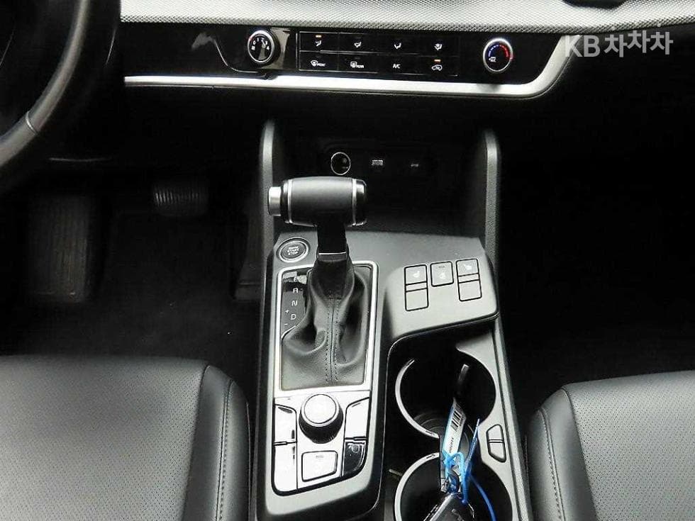 Kia The All New SportageD2.0 2WD Trendy - 16