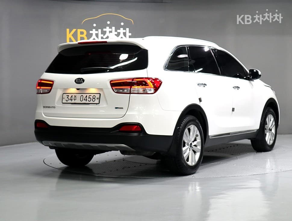 Kia All NewSorentoDiesel 2.0 2WD Prestige - 3