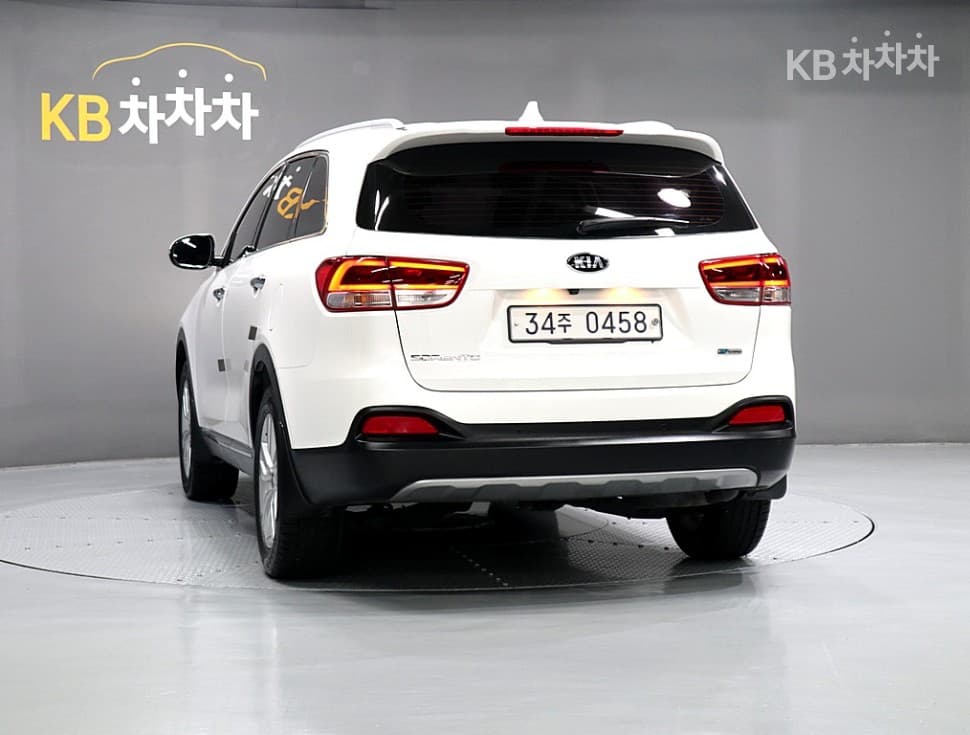 Kia All NewSorentoDiesel 2.0 2WD Prestige - 4