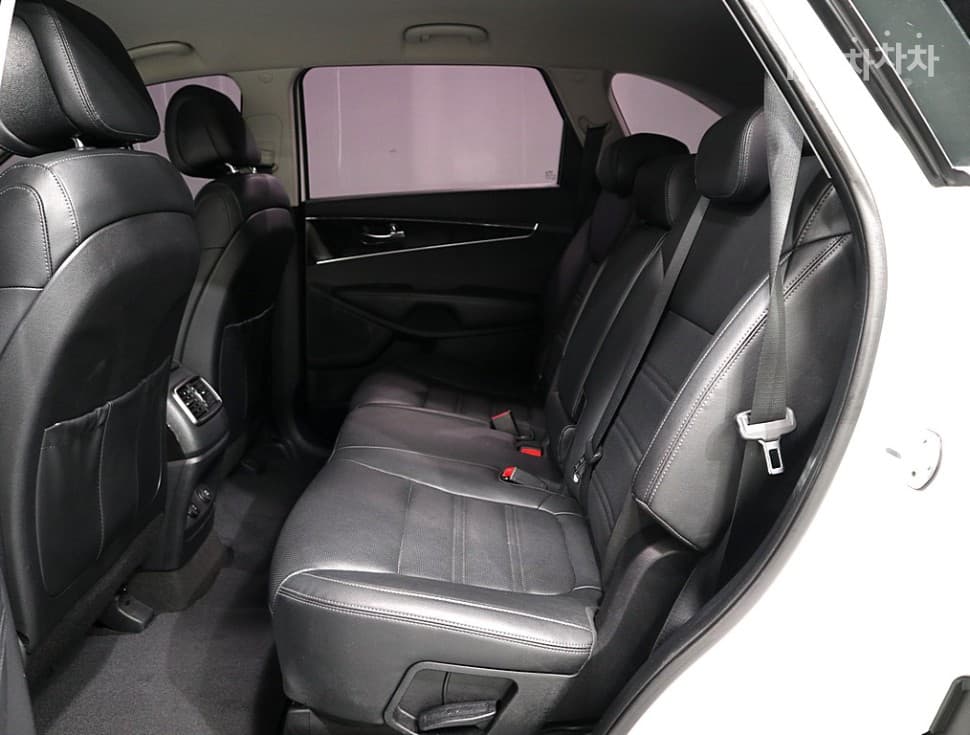 Kia All NewSorentoDiesel 2.0 2WD Prestige - 10