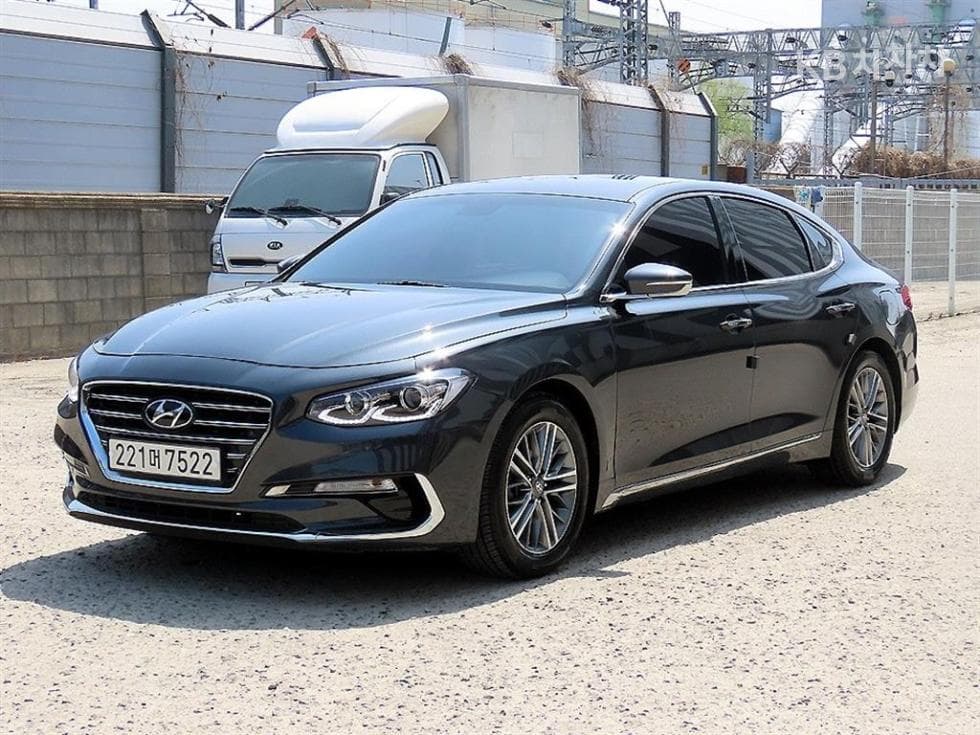 Hyundai Grandeur (Azera)IG 3.0 LPi Modern - Image 1
