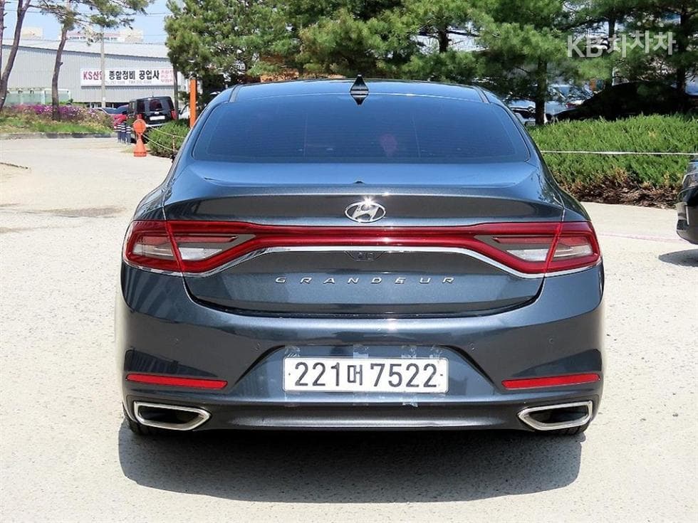 Hyundai Grandeur (Azera)IG3.0 LPi Modern - 4