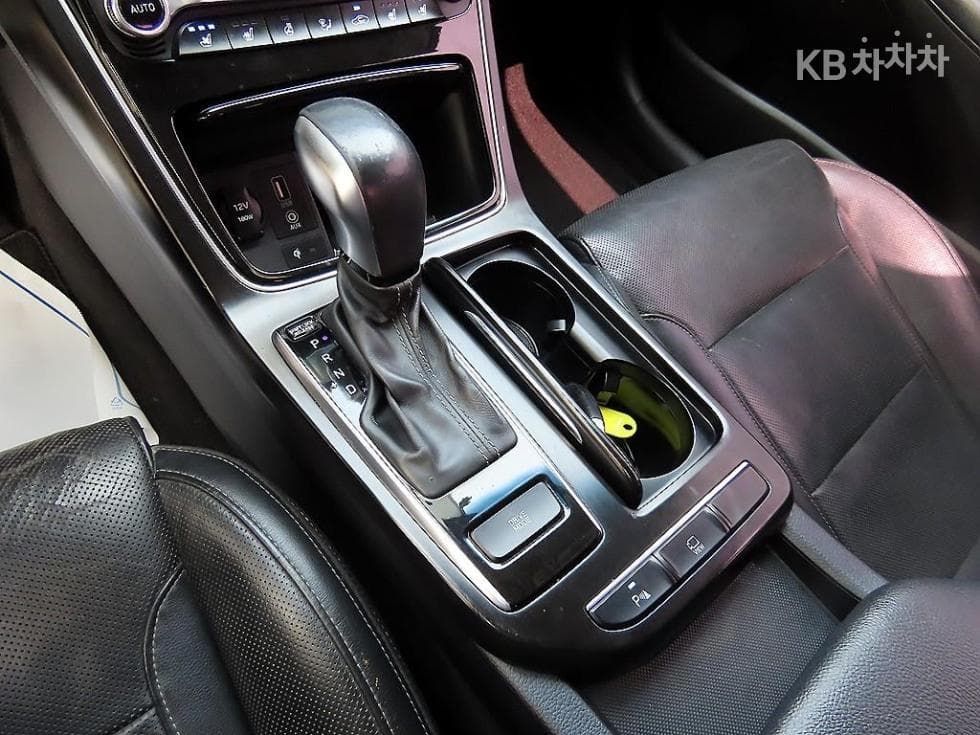Hyundai Grandeur (Azera)IG3.0 LPi Modern - 10