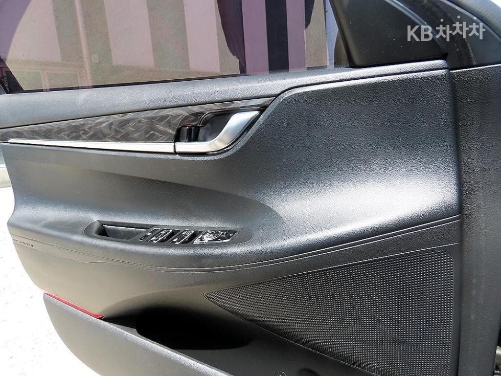 Hyundai Grandeur (Azera)IG3.0 LPi Modern - 11