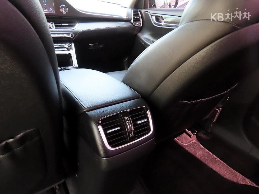 Hyundai Grandeur (Azera)IG3.0 LPi Modern - 17