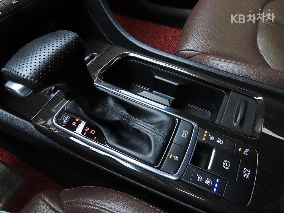 Киа K5 Второ поколение2.0 Бензин SX Noblesse - 9