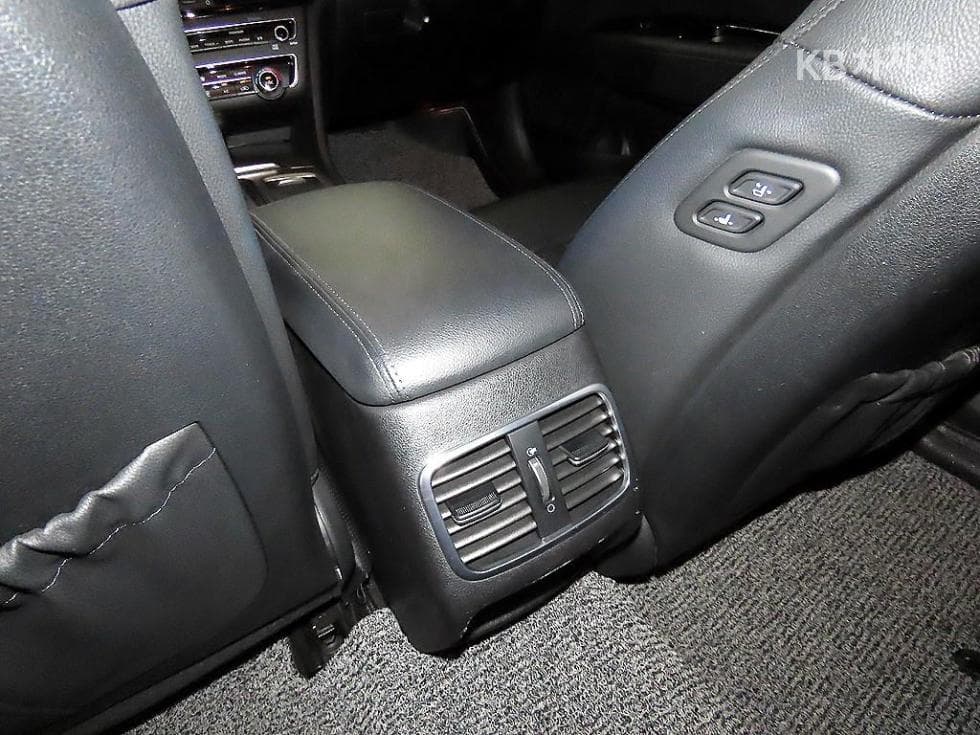 Kia K5 Second generation2.0 Gasoline MX Noblesse - 18