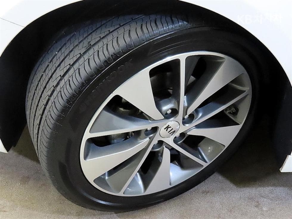 Kia K5 Second generation2.0 Gasoline MX Noblesse - 20