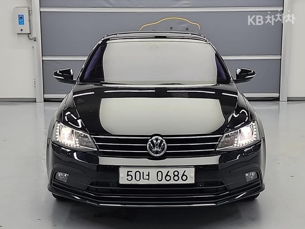 Volkswagen Нов Jetta2.0 Турбо Дизел Инжекция BlueMotion 6세대 Premium - 2