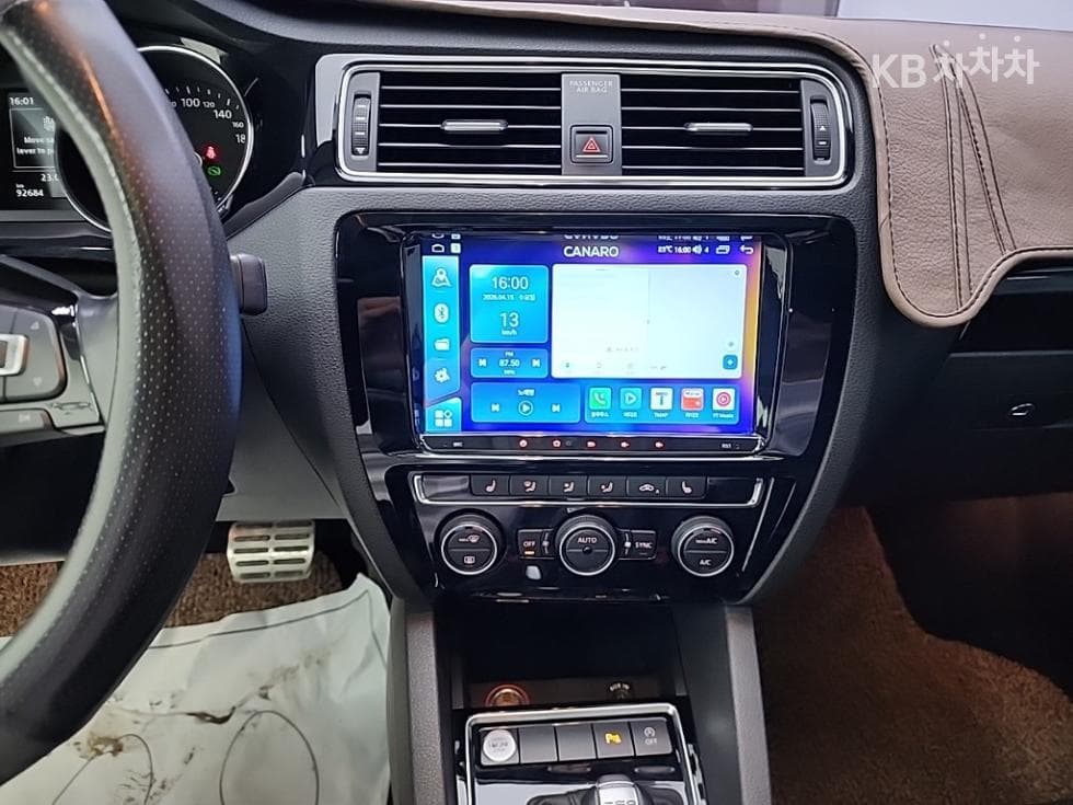 Volkswagen Нов Jetta2.0 Турбо Дизел Инжекция BlueMotion 6세대 Premium - 10
