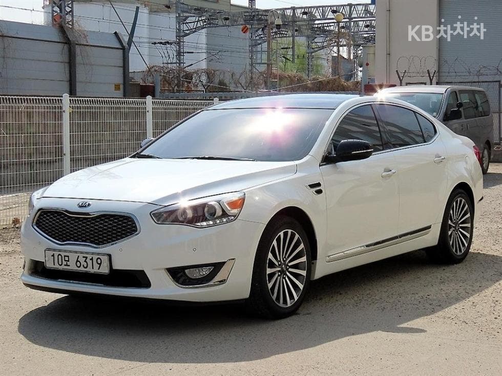 Kia The New (facelift) K7 LPI 3.0 Luxury 영업용 - Image 1