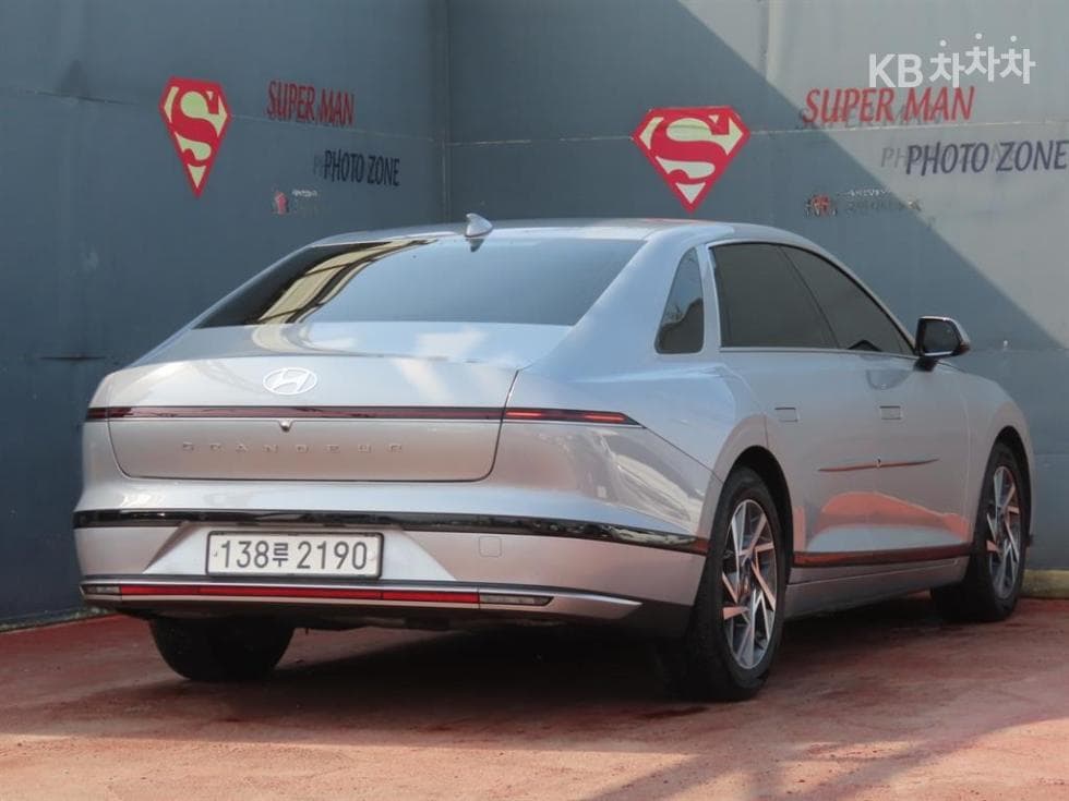Hyundai The All New Grandeur (Azera)3.5 LPG 택시 High-end Type - 3