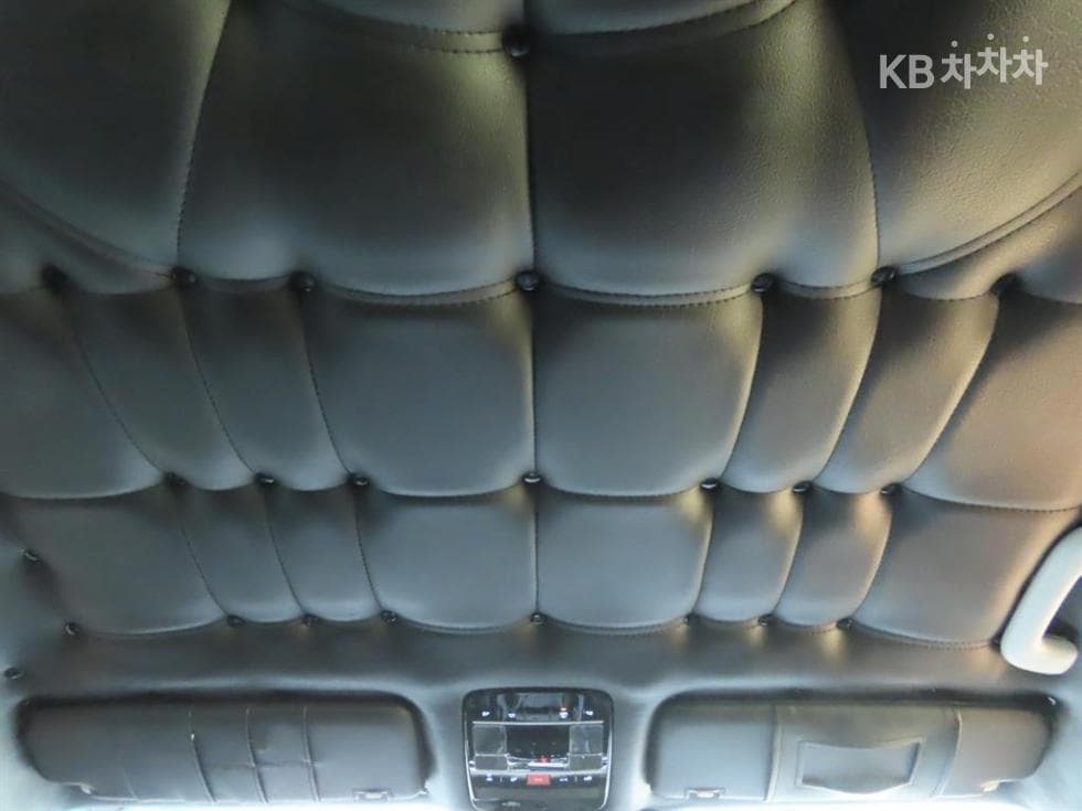 Hyundai The All New Grandeur (Azera)3.5 LPG 택시 High-end Type - 17